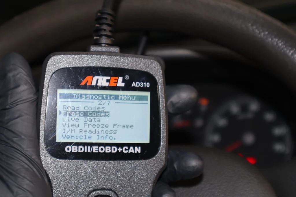 Ancel AD310 Tested: Cheapest Reader That Still Graphs Live Data 12 ancel ad310 punto 2