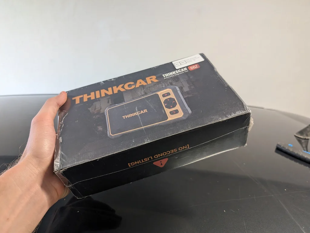thinkscan 662 in hand before unboxing