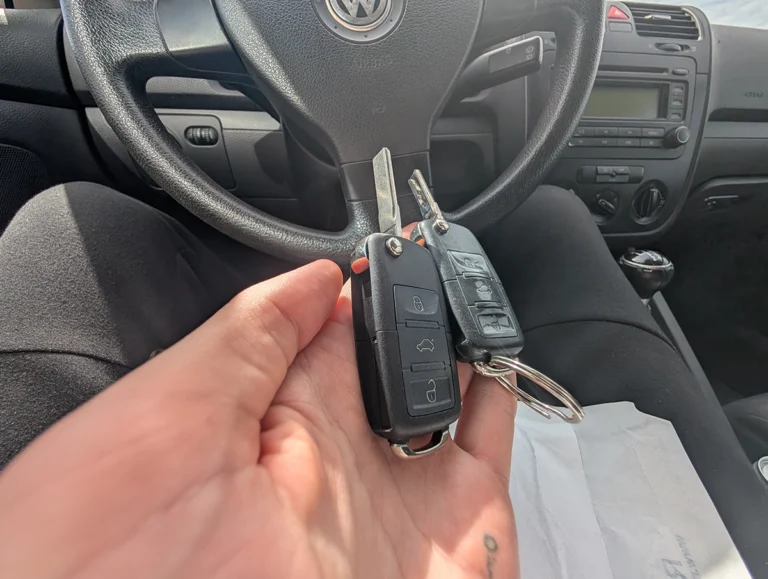 How to adapt remote key fob on VW / Audi / Skoda / Seat (VAG)