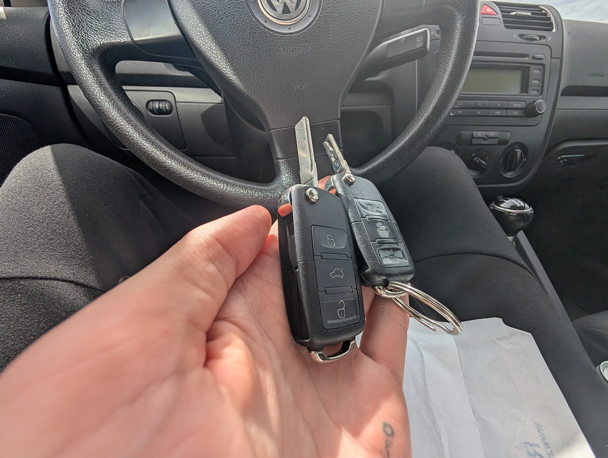 How to adapt remote key fob on VW / Audi / Skoda / Seat (VAG) Iamcarhacker