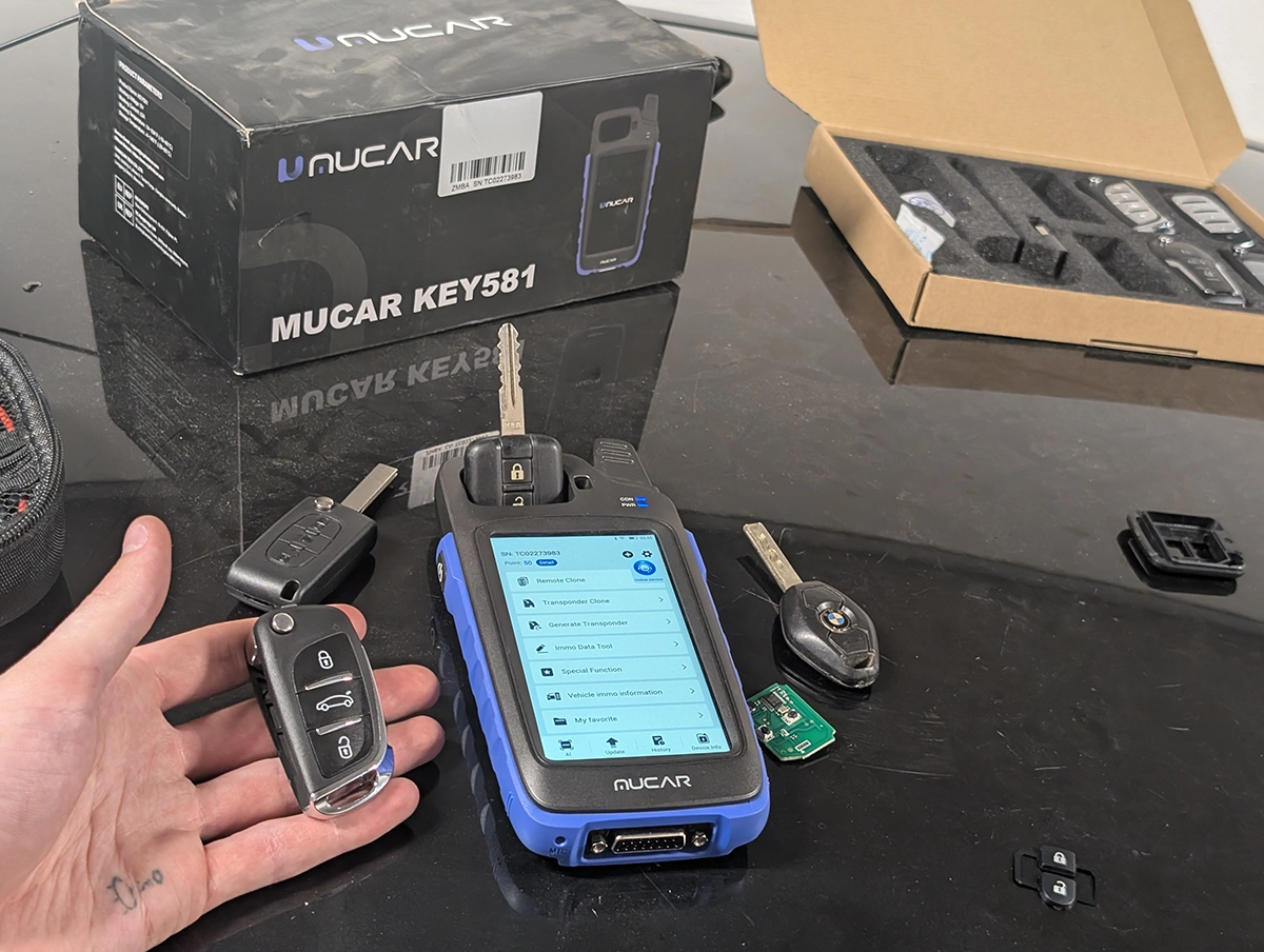 How to Program a Car Key Yourself (Without the Dealer) 1 key programming with mucar 581 2