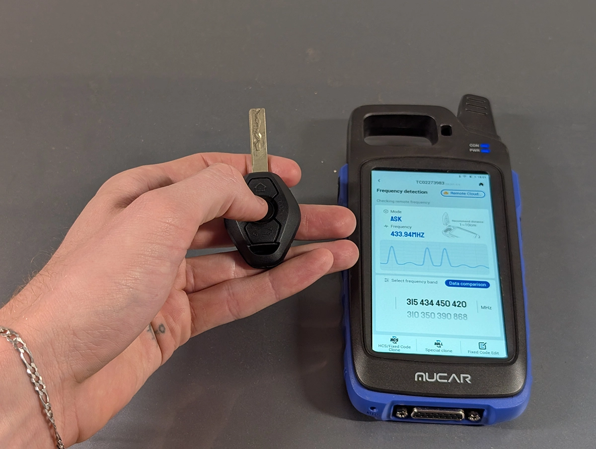 https://iamcarhacker.com/wp-content/uploads/2026/05/mucar-581-3.webpFrequency detection